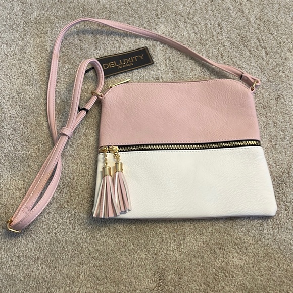 Deluxity Handbags - Deluxity NWT Pink & White cross body